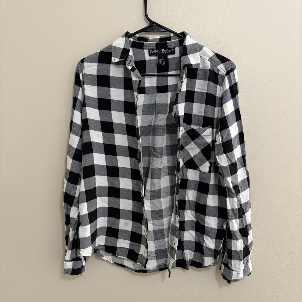 Polly & Esther Monochrome Plaid Shirt Women’s Large